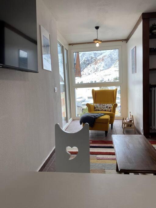 Cozy Apartment Near The Slopes Breuil-Cervinia Exterior photo